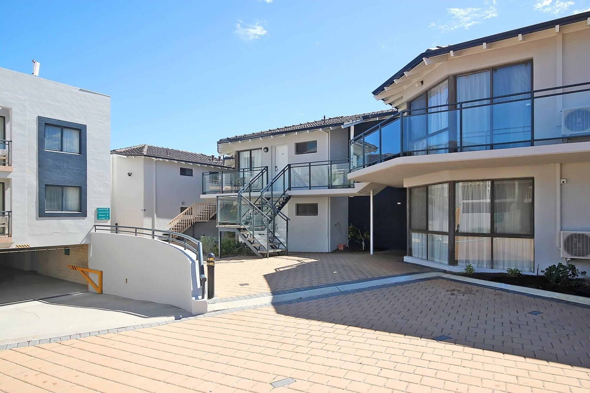Quality Resort Sorrento Beach Perth Exterior photo